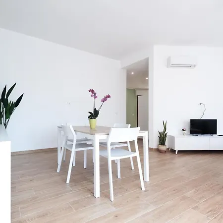 Apartment Relax-comfort-home Center